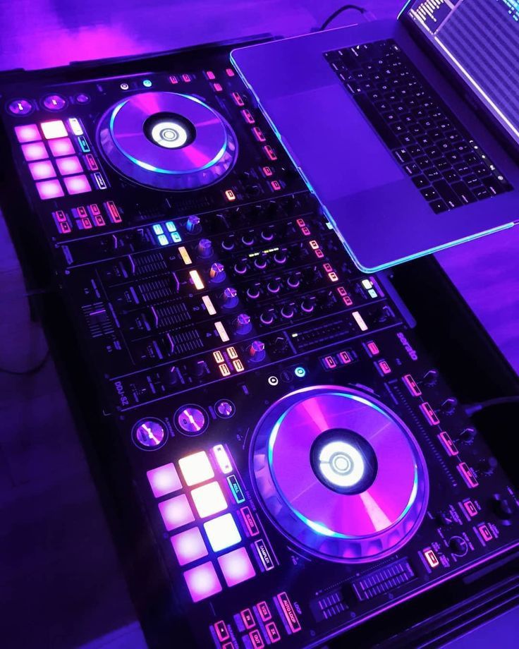table de mixage DJ